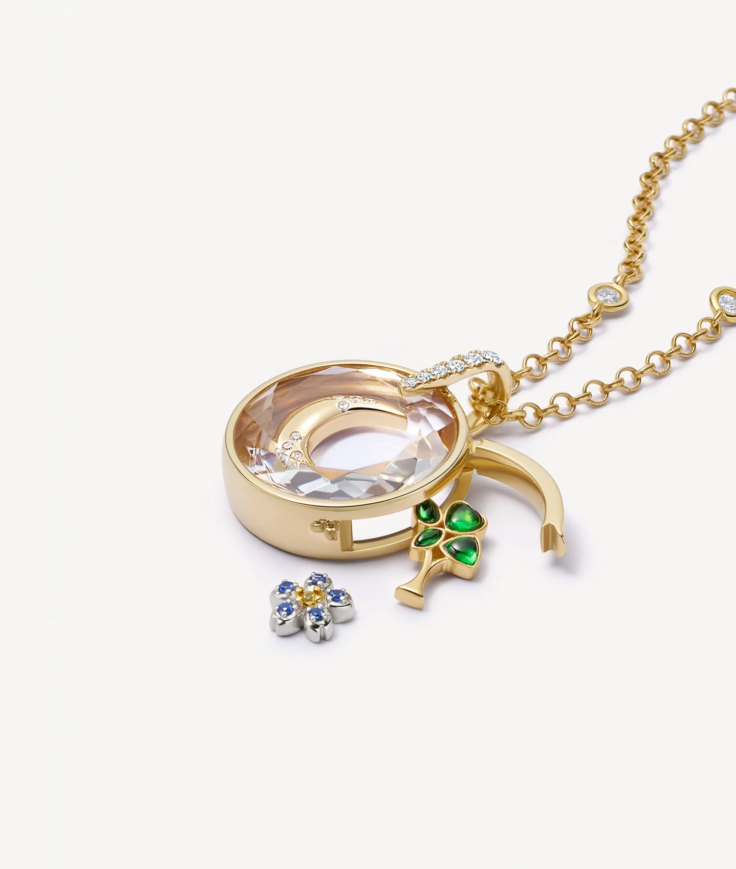 Lyra Round Diamond Gold Locket 18k - Image 5